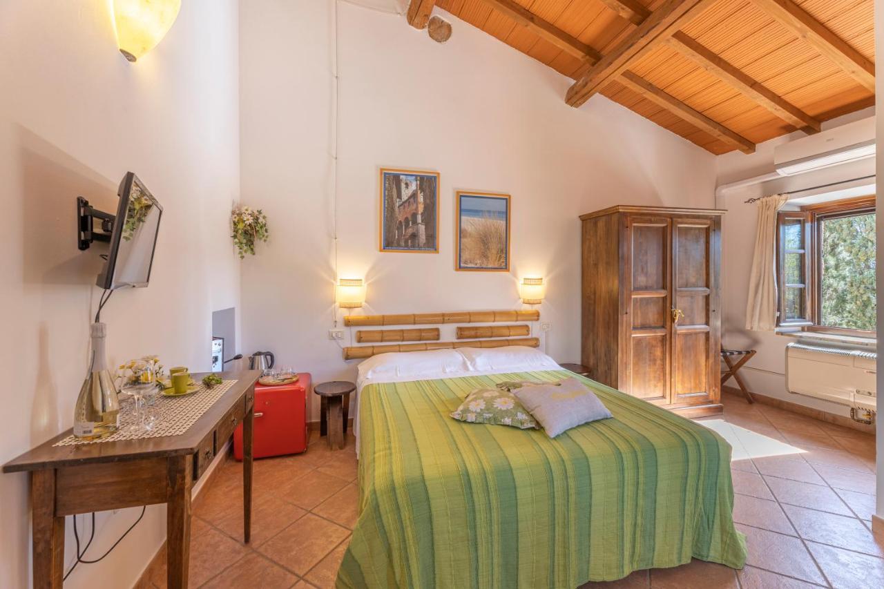 Agriturismo Cappellese Castelnuovo della Misericordia Exteriör bild